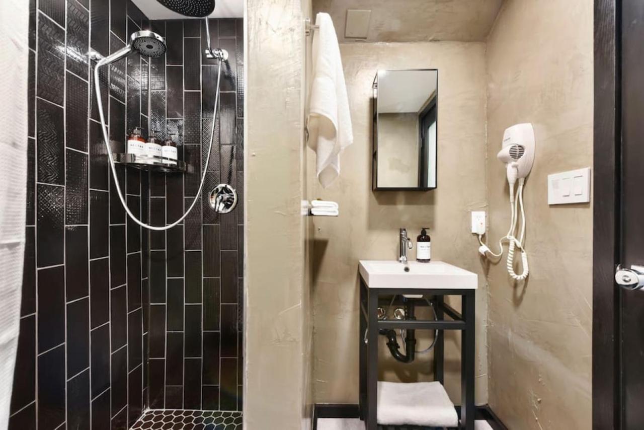 The Ridgway - 2 Apts In 1 - Great Privacy, Beautiful Space Pittsburgh Bagian luar foto